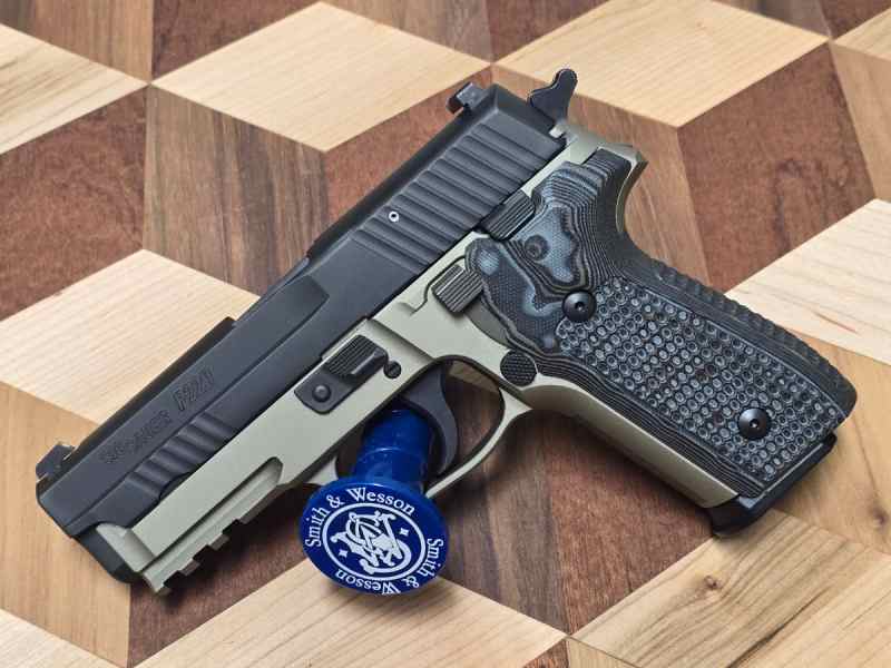 Discontinued Sig Sauer P229 Combat 9mm