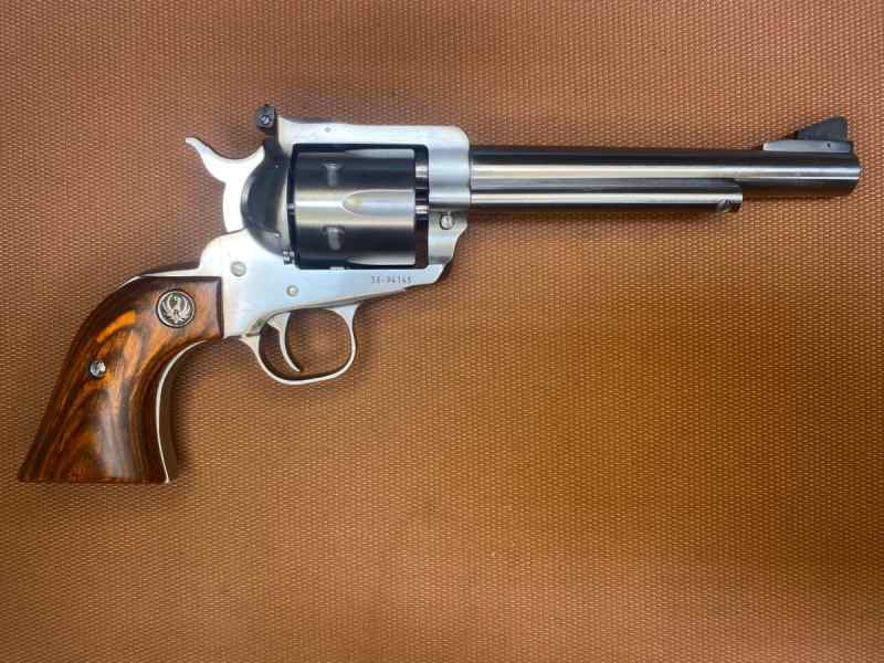 NEW IN BOX - Ruger Blackhawk  - 4 5/8&quot; - SS - .357